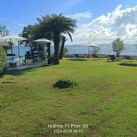 Beachfront Pool Villa And Apartment チャン島 エクステリア 写真
