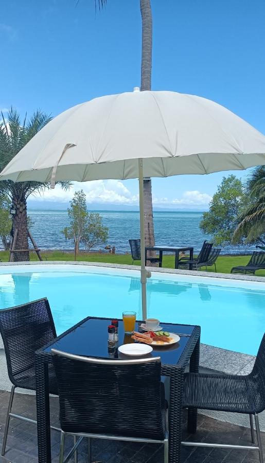 Beachfront Pool Villa And Apartment チャン島 エクステリア 写真