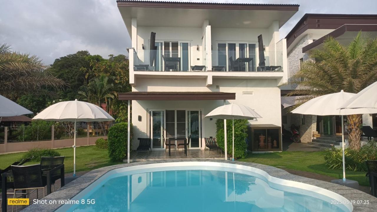 Beachfront Pool Villa And Apartment チャン島 エクステリア 写真